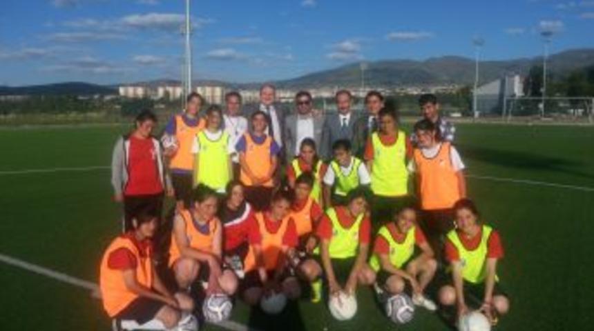 Futbol Gelişim Direkt&ouml;rl&uuml;ğ&uuml;'n&uuml;n Işbirliği Ziyaretleri S&uuml;r&uuml;yor