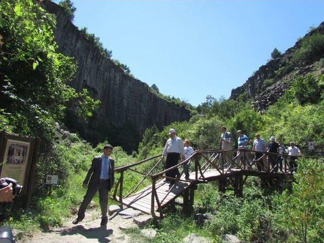 Sinop Turizmine Alternatif Alan “bazalt Kayalıkları”