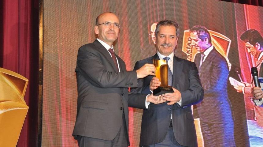 Bakan Şimşek: Yabancı Yatırımcıları Arayıp T&uuml;rkiye'yi K&ouml;t&uuml;leyenler Var