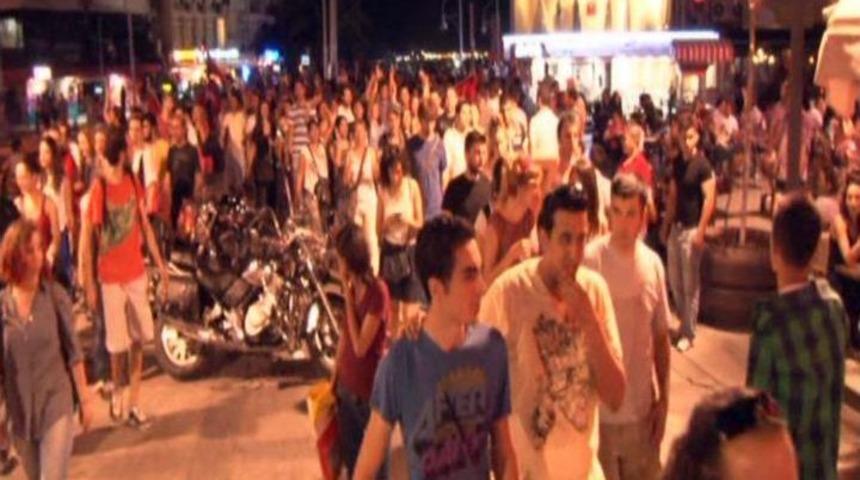 İstanbul’da Çıkan Olaylar İzmir’de protesto edildi
