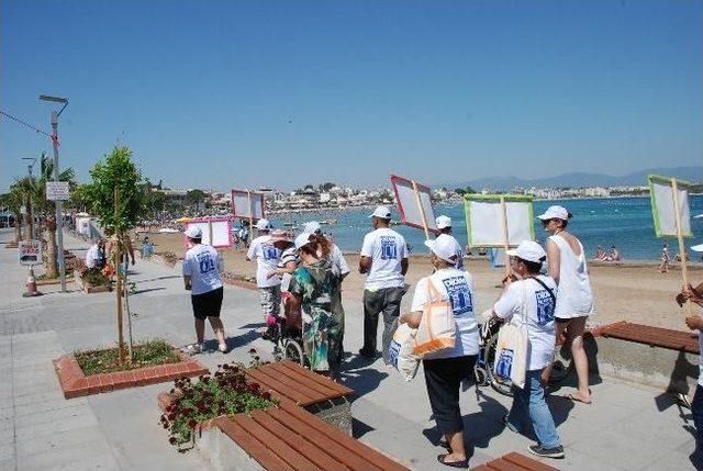 Didim’de Engelliler Temiz Plajlar İçin Yürüdü