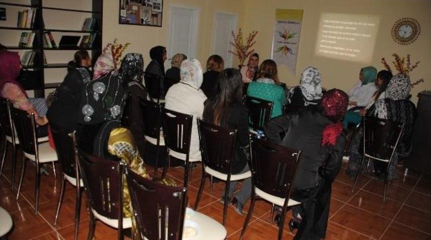 Şemdinli&rsquo;de Kadınlara Sağlık Semineri
