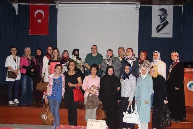 Aile Tutumlarının Psikoaktif Madde Kullanımına Etkisi Konferansı