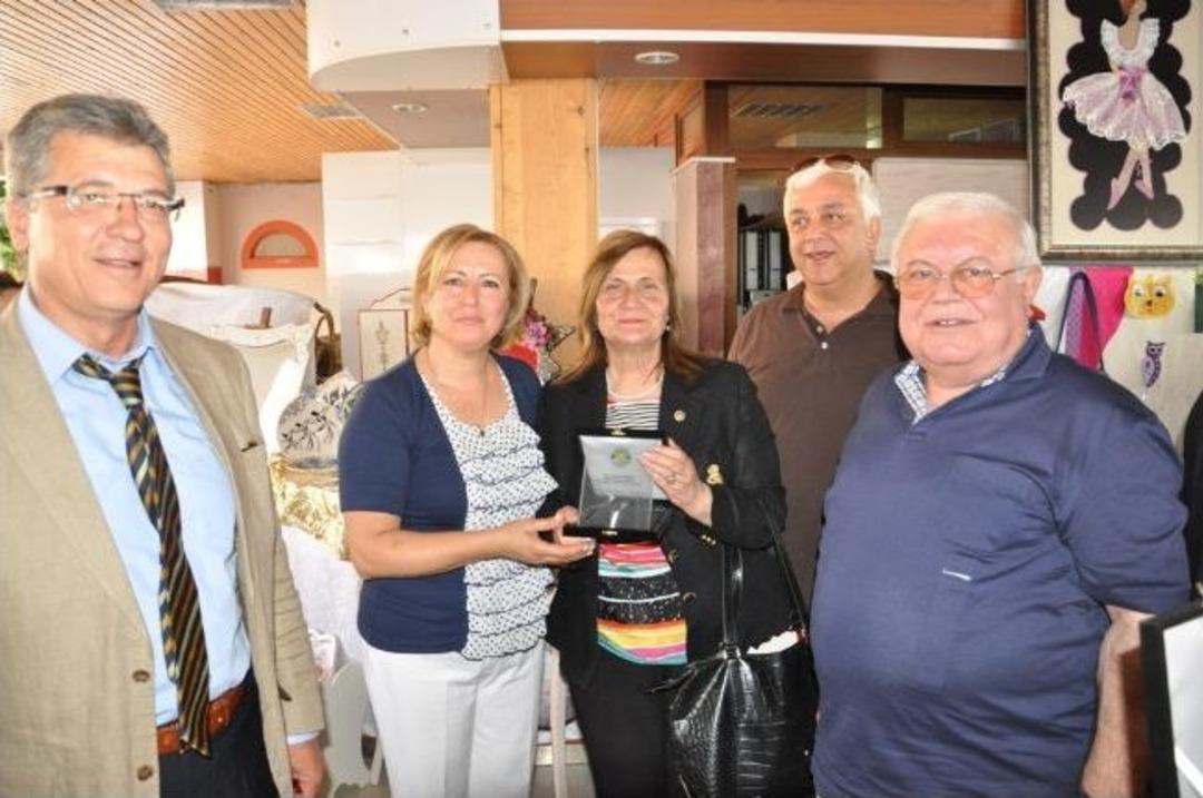 Ak&ccedil;ay'da Yıl Sonu Karma Sergisi A&ccedil;ıldı