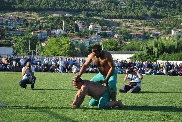 Amasya Karakucakta Şampiyon Ali Rıza Kaya Oldu