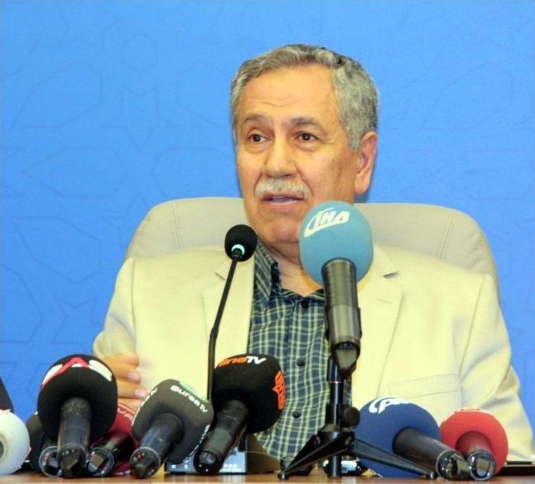 Arın&ccedil;: "allah Bu Milleti &Ccedil;apulcu Olmaktan Korusun"