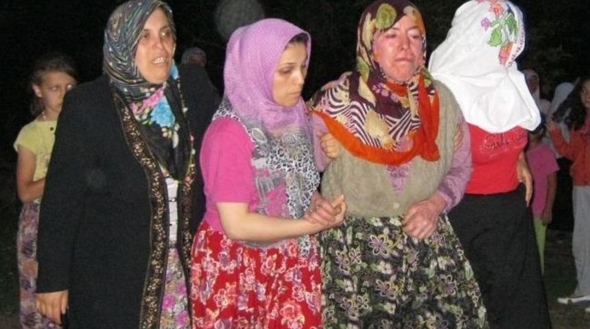 Bursa'da İki Katlı Ev K&uuml;l Oldu