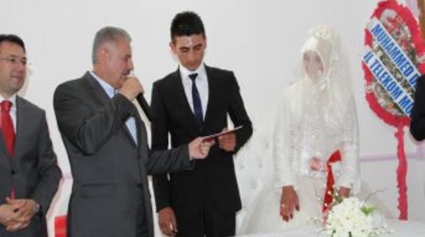 Bakan Yıldırım Nikah Şahidi Oldu, Evli &Ccedil;iftlere Nasihatlerde Bulundu