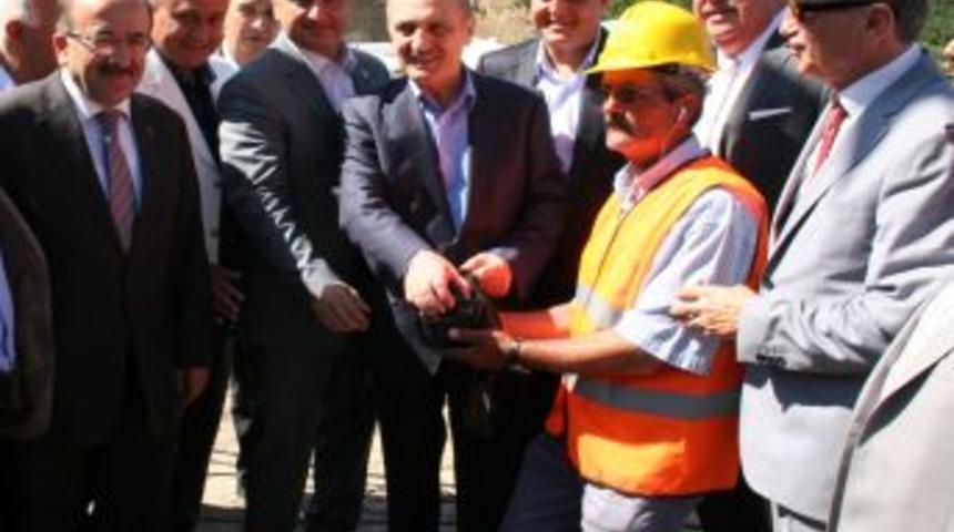 Bakan Bayraktar: Uygulamaya Dayalı Eğitime &Ouml;nem Vermemiz Lazım