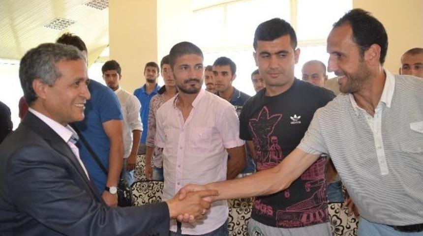 Millileri Yurttaş Ve Orhan Ziyaret Etti