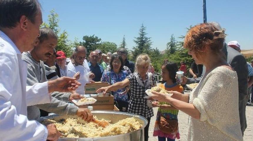 Sel&ccedil;uk Kardeşlere Anlamlı Anma