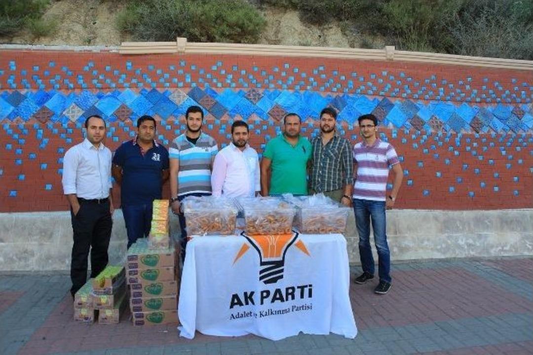 Ak Parti Manavgat Gen&ccedil;lik Kolları'ndan Kandil Simiti
