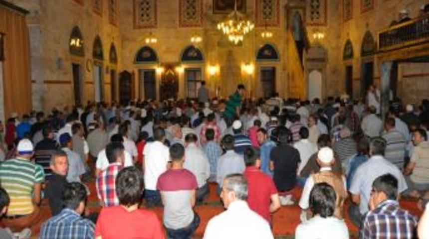 Amasya’da Berat Kandili Coşkusu