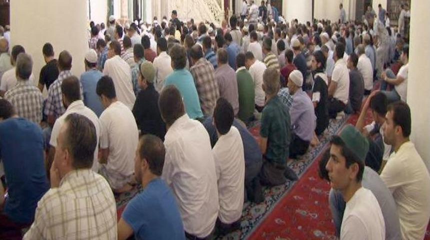 İzmir'de Berat Kandili Coşkusu