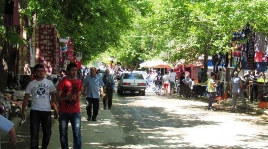 G&ouml;lc&uuml;k&rsquo;te Pazar Bereketi