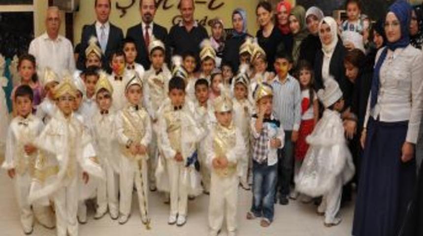 &Ouml;ze Doğru Derneği 42 Yetim &Ccedil;ocuğu S&uuml;nnet Ettirdi