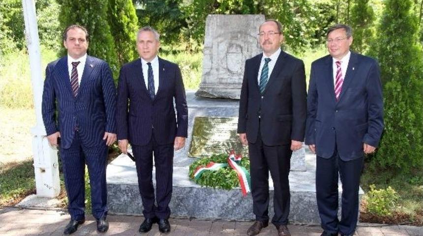 Anı Evi'nden Dostluk Mesajları