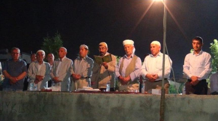 Bdp Regaip Kandili İ&ccedil;in Mevl&uuml;t Okuttu