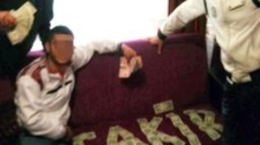 Emeklinin Maaşını Gasp Eden Zanlıyı G&uuml;venlik Kamerası Yakalattı