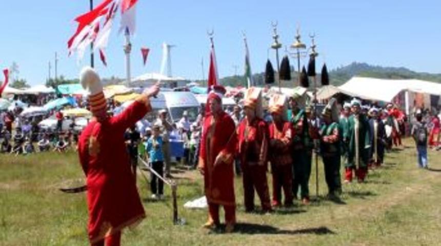 Giresun Yaylalarında Yiğitler &Ccedil;ıktı Meydane