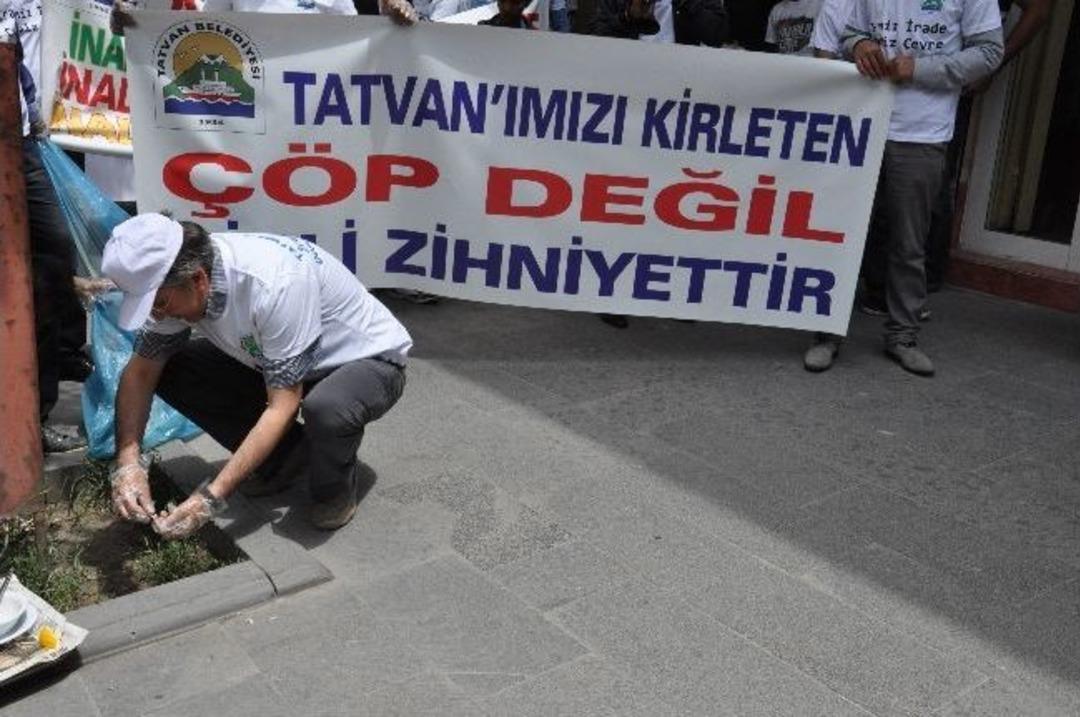 Tatvan Belediyesi&rsquo;nden Temizlik Kampanyası