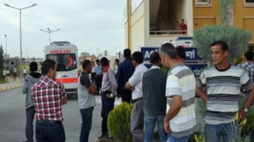 Midyat&rsquo;ta Trafik Kazası: 1 &Ouml;l&uuml;, 4 Yaralı