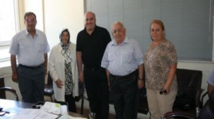 C&uuml;mb&uuml;ş Ailesi, Belediye Başkanı Bulut&rsquo;u Ziyaret Etti