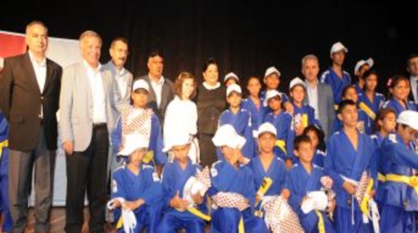 Yalova'da Bir Roman Yazılıyor