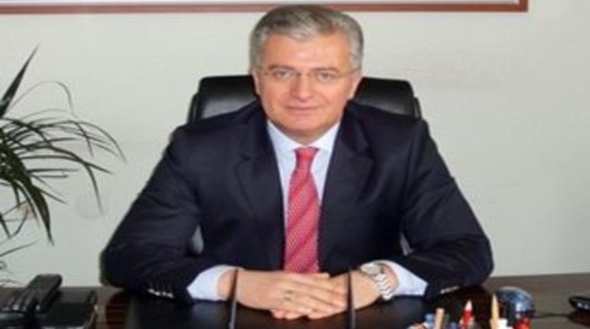 Şapka Ve G&ouml;zl&uuml;ks&uuml;z Dışarı &Ccedil;ıkmayın