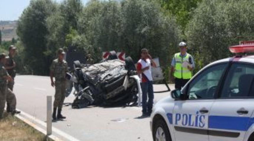 Tokat'ta Trafik Kazası, Aynı Aileden 6 Kişi Yaralı