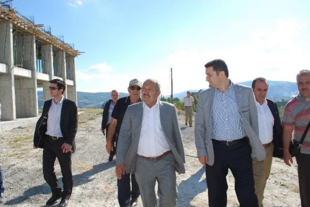 Turhal&rsquo;da Hizmet Atağı