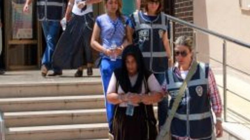 Bursa'da Esrar Operasyonu: 17,5 Kilo Esrar, 5 Gözaltı