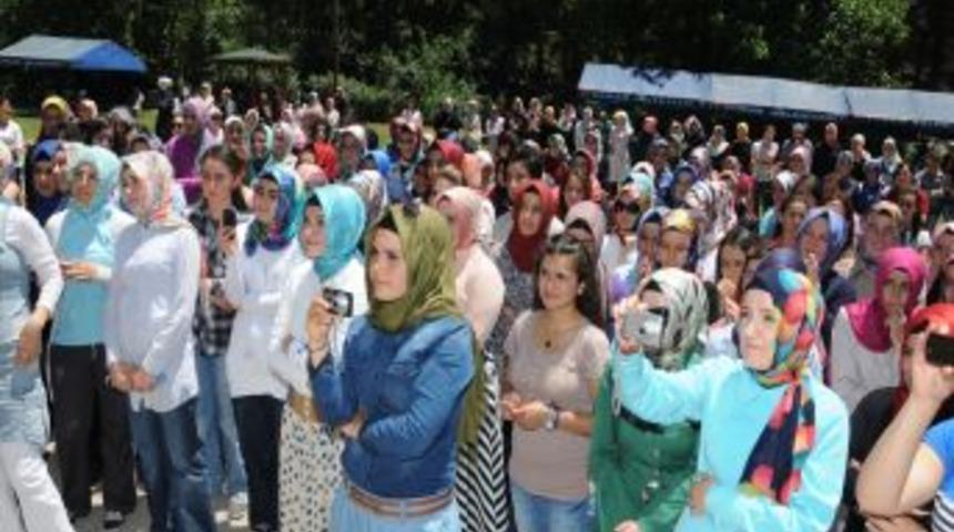 Yeni T&uuml;rkiye'nin &Ccedil;imentosu Sevgi Olacak