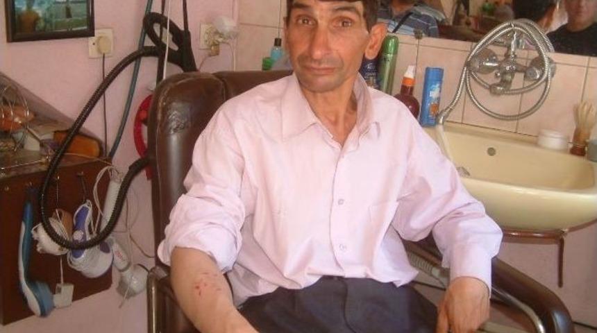 Burhaniye&rsquo;de Engelli Cahit&rsquo;i K&ouml;pek Isırdı