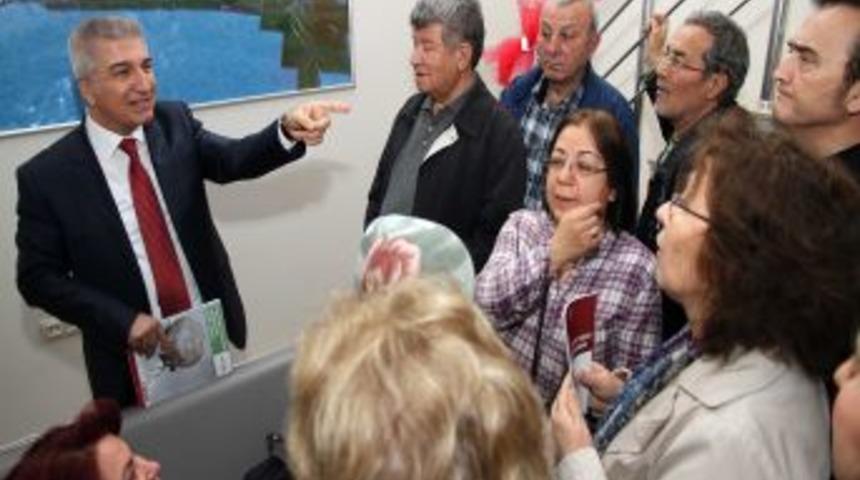 Karşıyaka Kentsel D&ouml;n&uuml;ş&uuml;m Merkezi, 4 Ayda 2 Bin Kişiye Bilgilendirdi