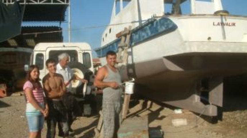 Deniz Tutkusundan Dolayı Tekne Ustası Oldu