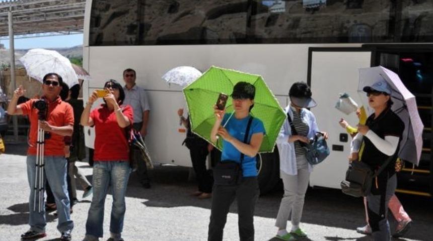 G&uuml;ney Koreli Turistler Taşkale'yi Gezdi