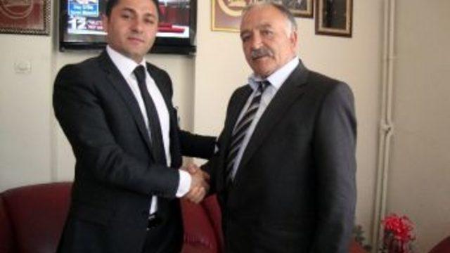 Mhp’nin Kars Belediye Başkanı Aday Adayı’ndan Ülkü Ocaklarına Ziyaret