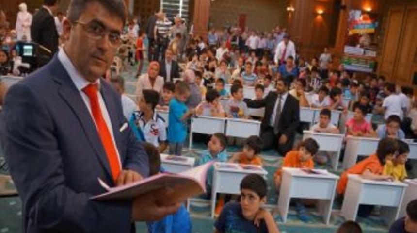 Renkli Yaz Kur'an Kursu &Ccedil;ocukların Akınına Uğradı