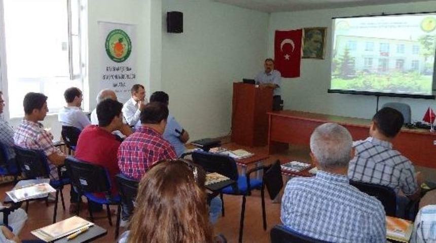 Kayısı Entegre M&uuml;cadele Eğitimi Başladı
