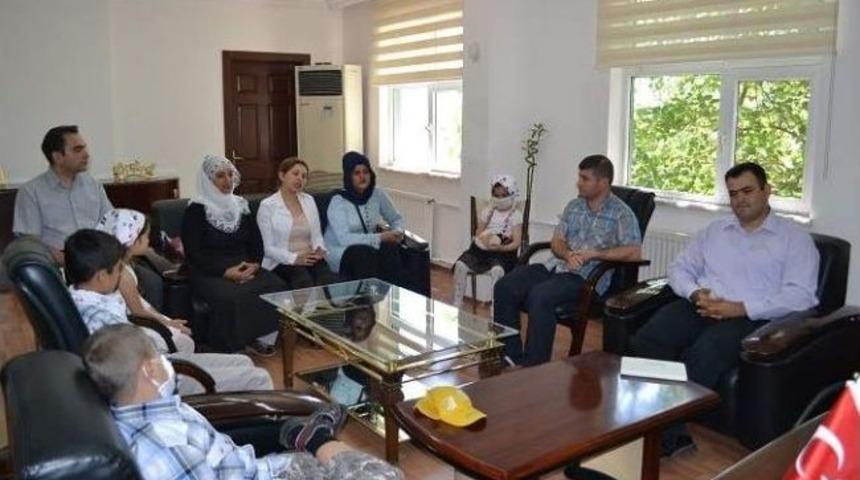 L&ouml;semili &Ccedil;ocuklardan İl Sağlık M&uuml;d&uuml;r&uuml; Avar&rsquo;a Ziyaret