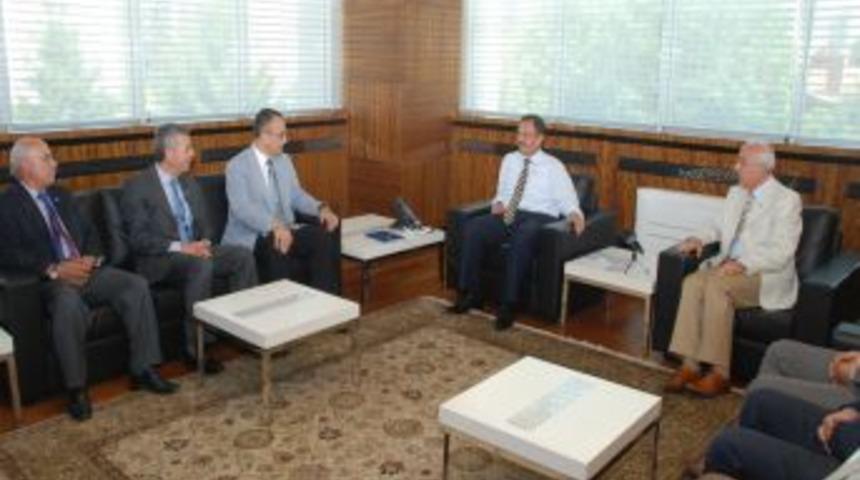 Başkan &Ouml;zhaseki: &Ouml;nemli Olan Kayseri'nin Menfaatleri