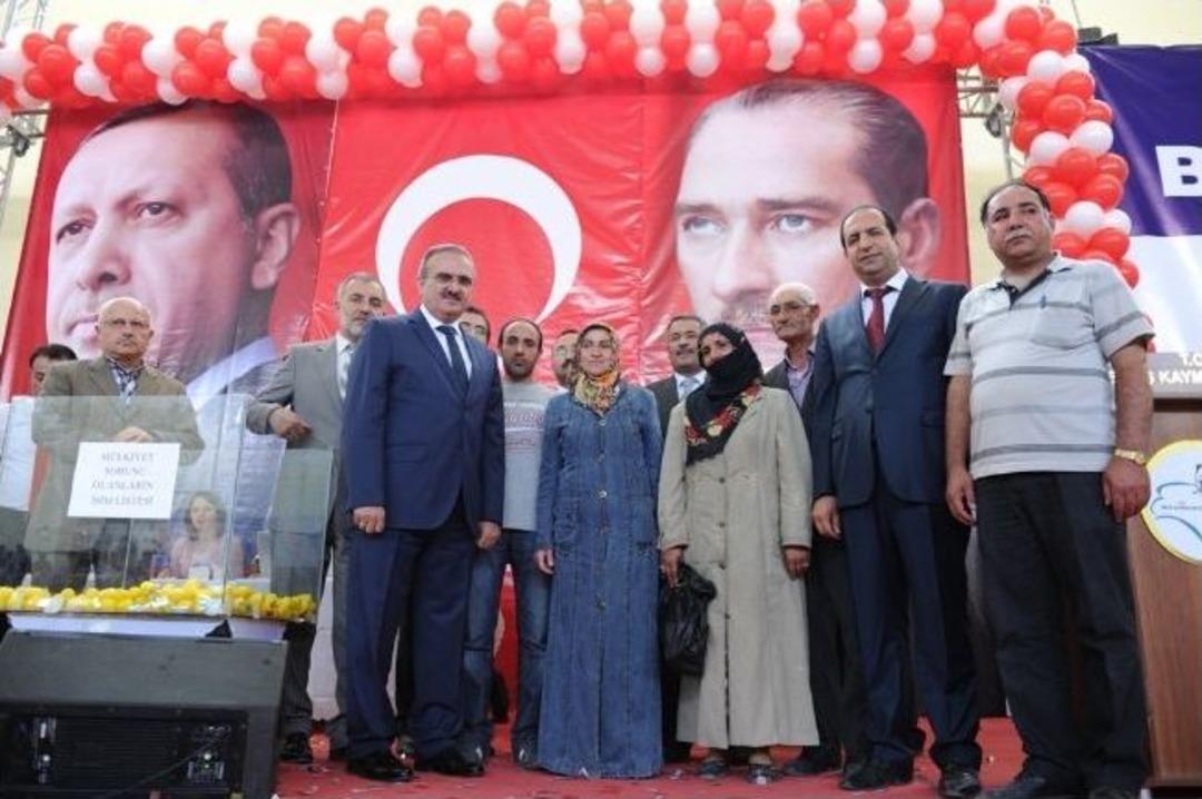 Ercişli Depremzede Kiracılarda Konutlarına Kavuştu