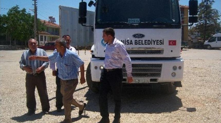 Manisa Belediyesinden Başıb&uuml;y&uuml;k K&ouml;y&uuml;ne Yardım