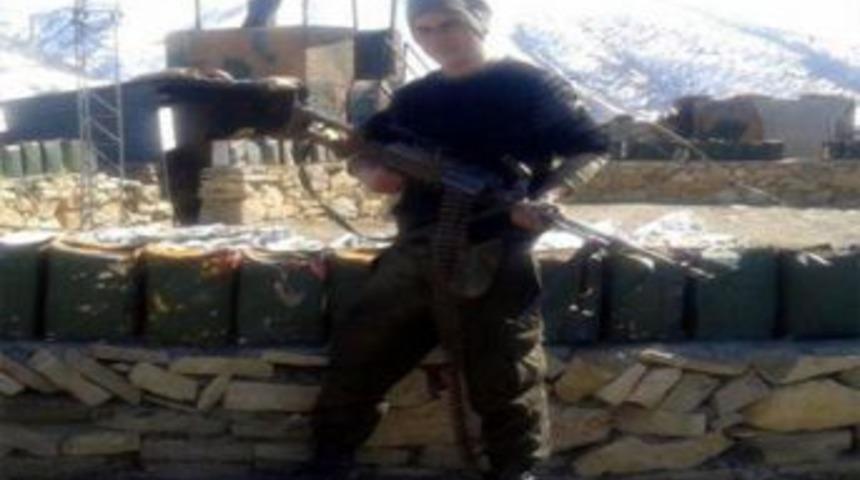 Kağızmanlı Jandarma Er Bingölde İntihar Etti