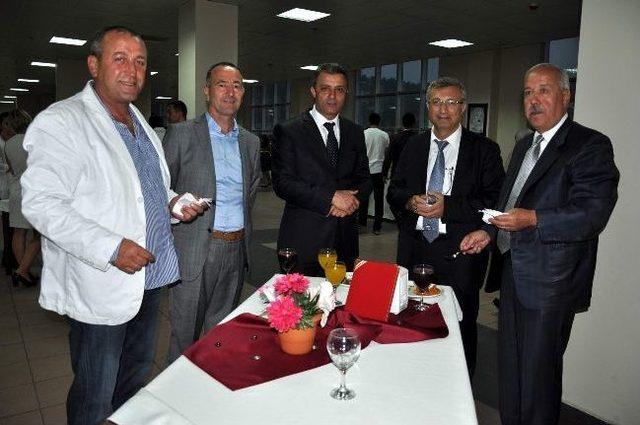 Biyoloji Kongresi Sponsorlarını Ödüllendirdi