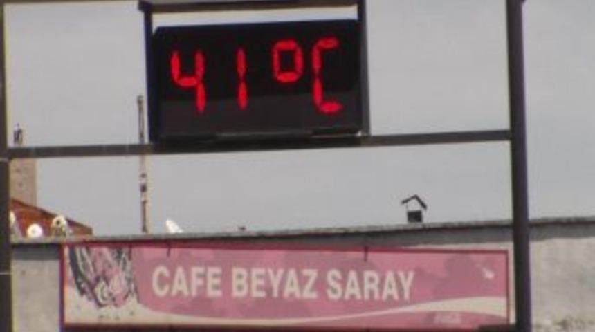 Uzunk&ouml;pr&uuml;&rsquo;de Termometreler 41 Dereceyi G&ouml;sterdi