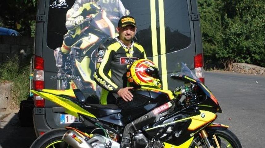 Yarışmak İ&ccedil;in Bel&ccedil;ika&rsquo;yı Bırakıp T&uuml;rkiye&rsquo;yi Se&ccedil;ti