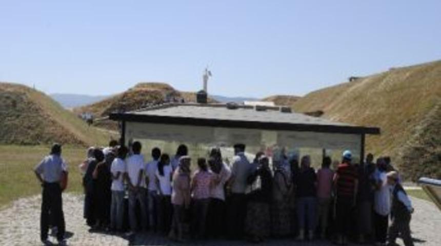 Uzunk&ouml;pr&uuml; Belediyesi &Ccedil;anakkale&rsquo;ye G&ouml;t&uuml;r&uuml;yor