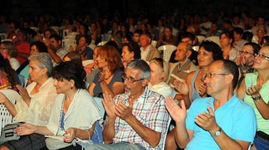 Sakin Şehir&rsquo;de Edebi G&uuml;nler Devam Etti